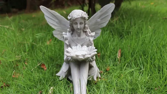 Factory Customized Resin Fairy Girl Angel Figurines with Wings